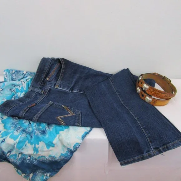 Wrangler Q-Baby Dark Dynasty Ultimate Riding Jeans - Picture 3 of 15